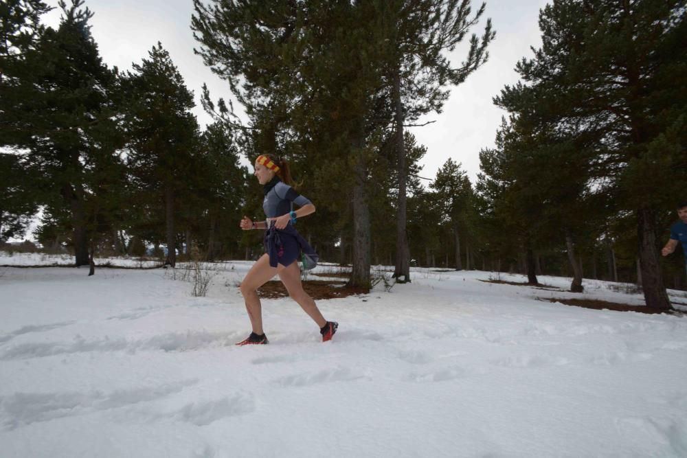 Sheila Avilés, guanyadora de la categoria femenina corrent a la neu