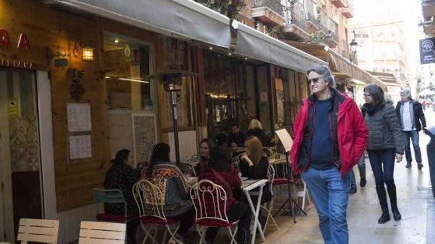 La calle Muñoz, donde se concentran cinco negocios italianos, con varias pizzerías y heladerías.