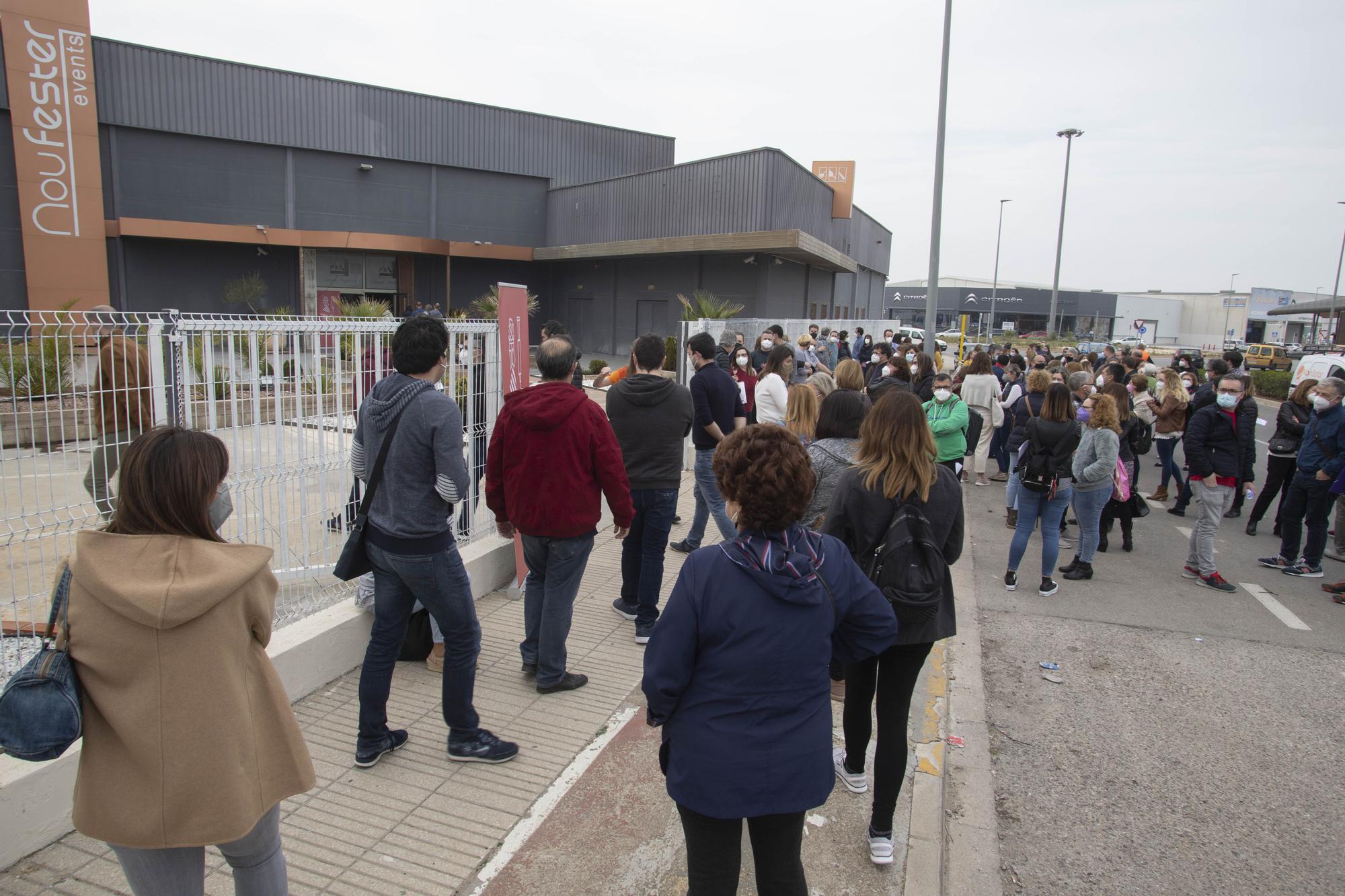 Retoman la vacunación de profesores en la Comunitat Valenciana