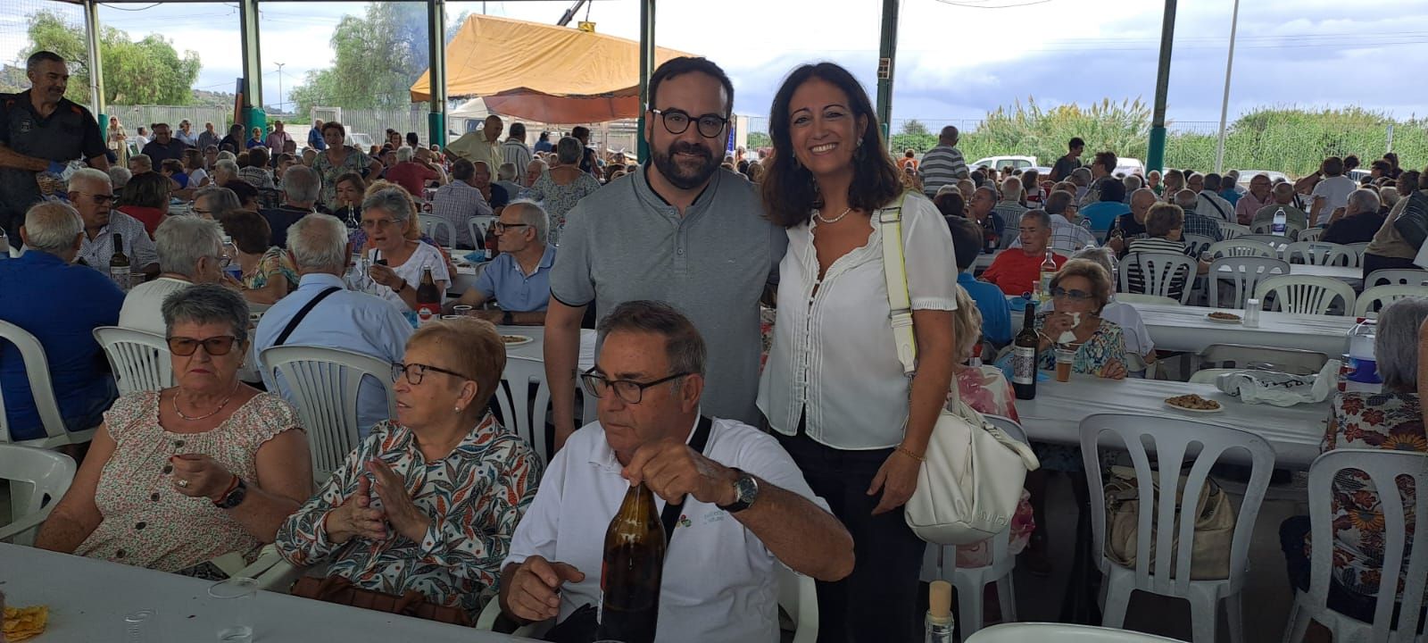 Paella de la Gent Gran en las fiestas de Tavernes de la Valldigna