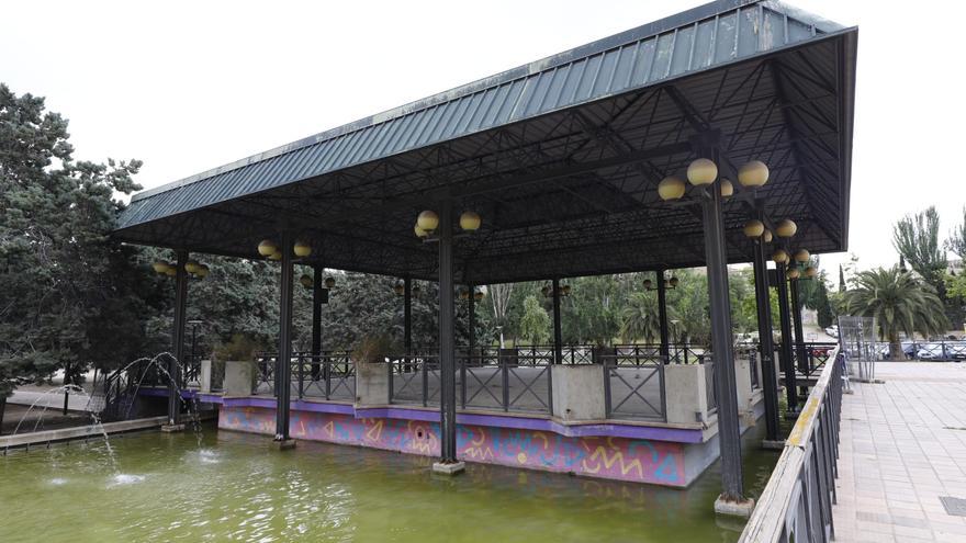 El Ayuntamiento de Zaragoza derribará los quioscos de música de los parques Torre Ramona y La Aljafería