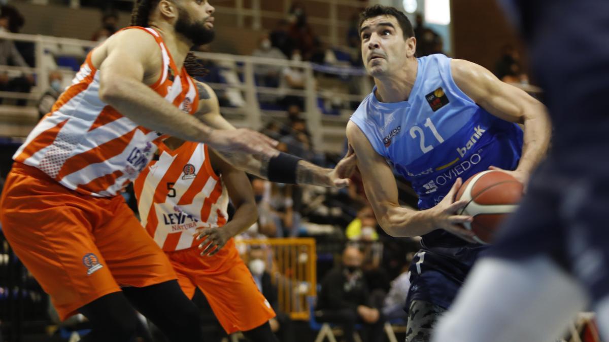 La derrota del Oviedo Baloncesto, en imágenes