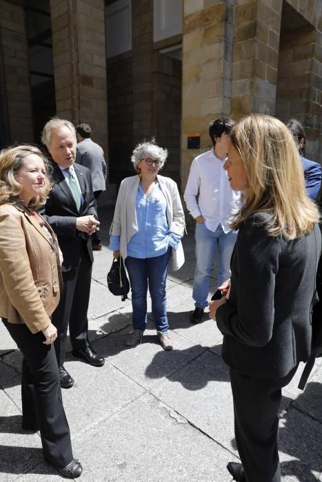 La Ministra de Economía Nadia Calviño visita Gijón