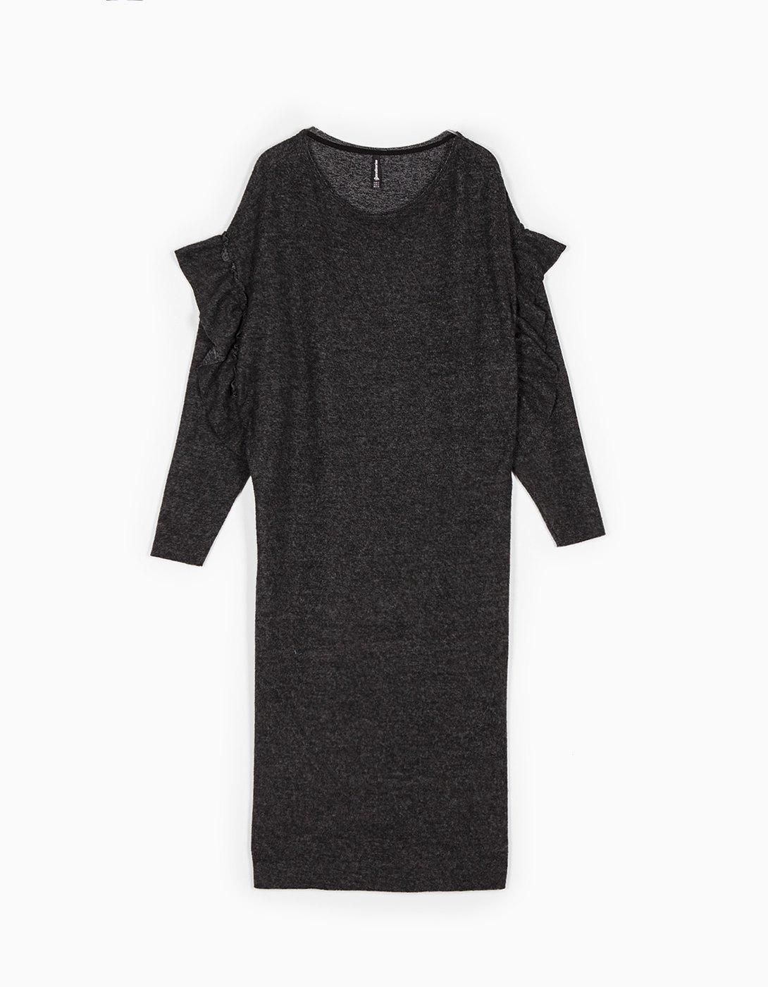 Maleta de Semana Santa para la playa: vestido de punto de manga larga