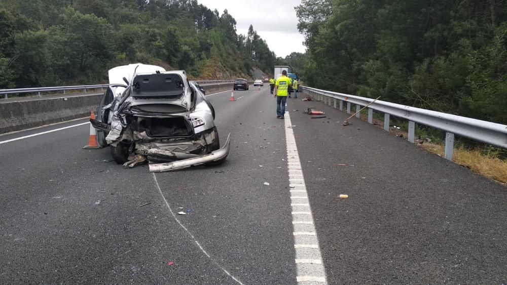 Accidente mortal en la AP-9: fallece atropellada p