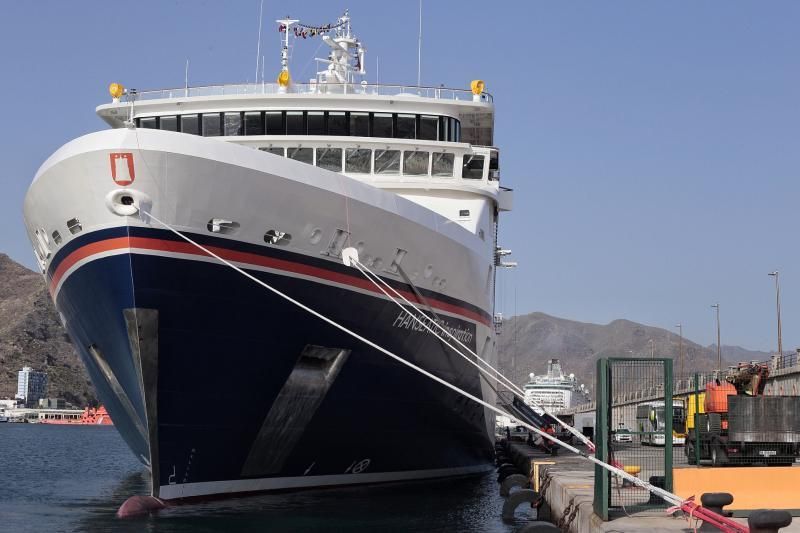 Cruceros en el puerto de la capital tinerfeña