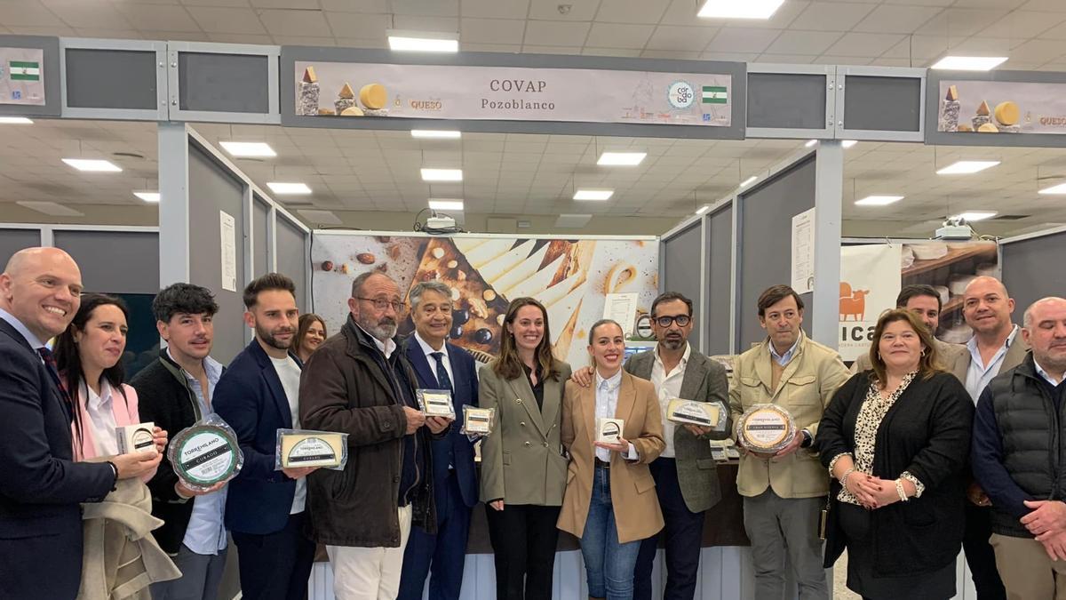 Abre la Feria del Queso de Hinojosa del Duque