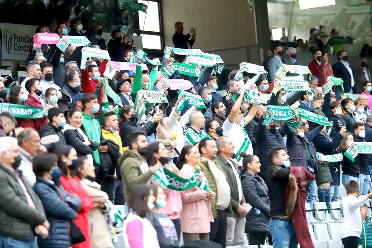Las imágenes del Córdoba CF - San Roque