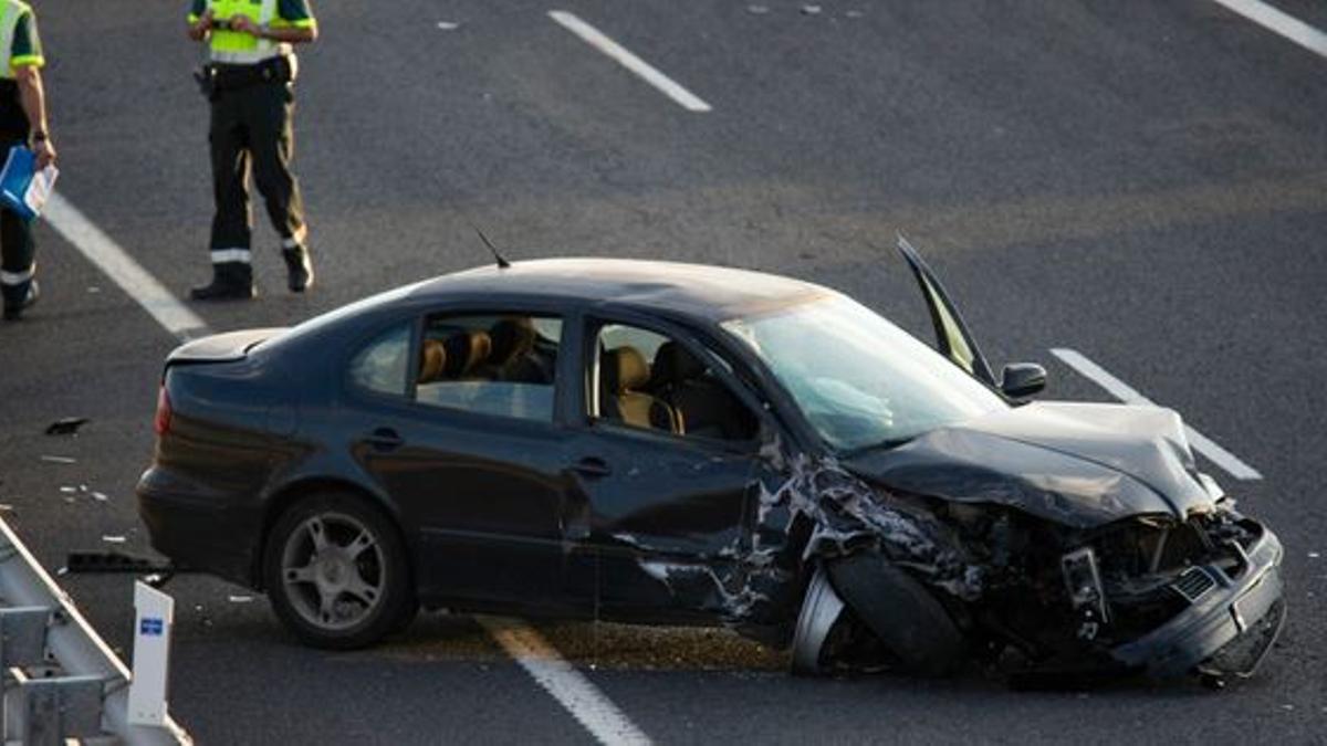 Una mujer muere atropellada en la A-3 en la salida de València