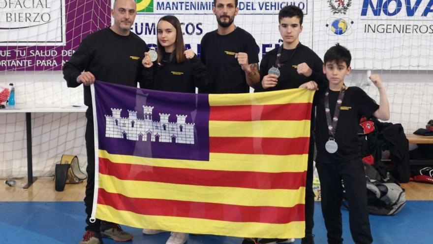 Tres medallas para el equipo balear de muay-thai en el Nacional