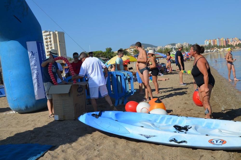 Más de 200 participantes 'se mojan' por la esclerósis múltiple en Playa Paraíso