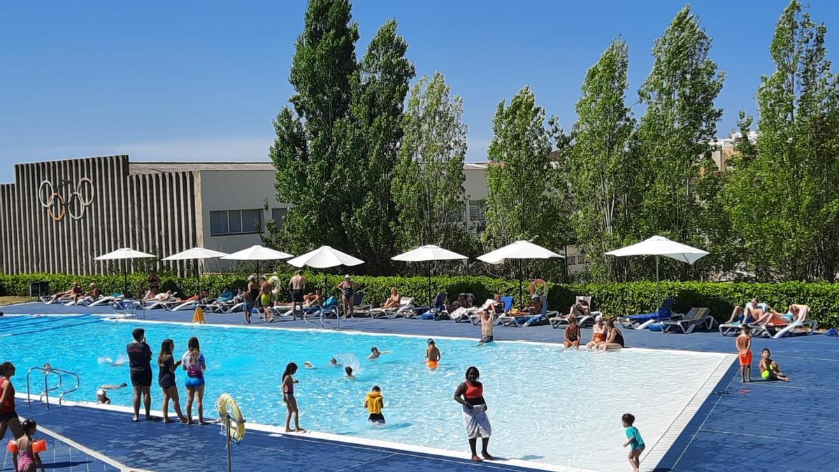 La piscina municipal de Figueres.