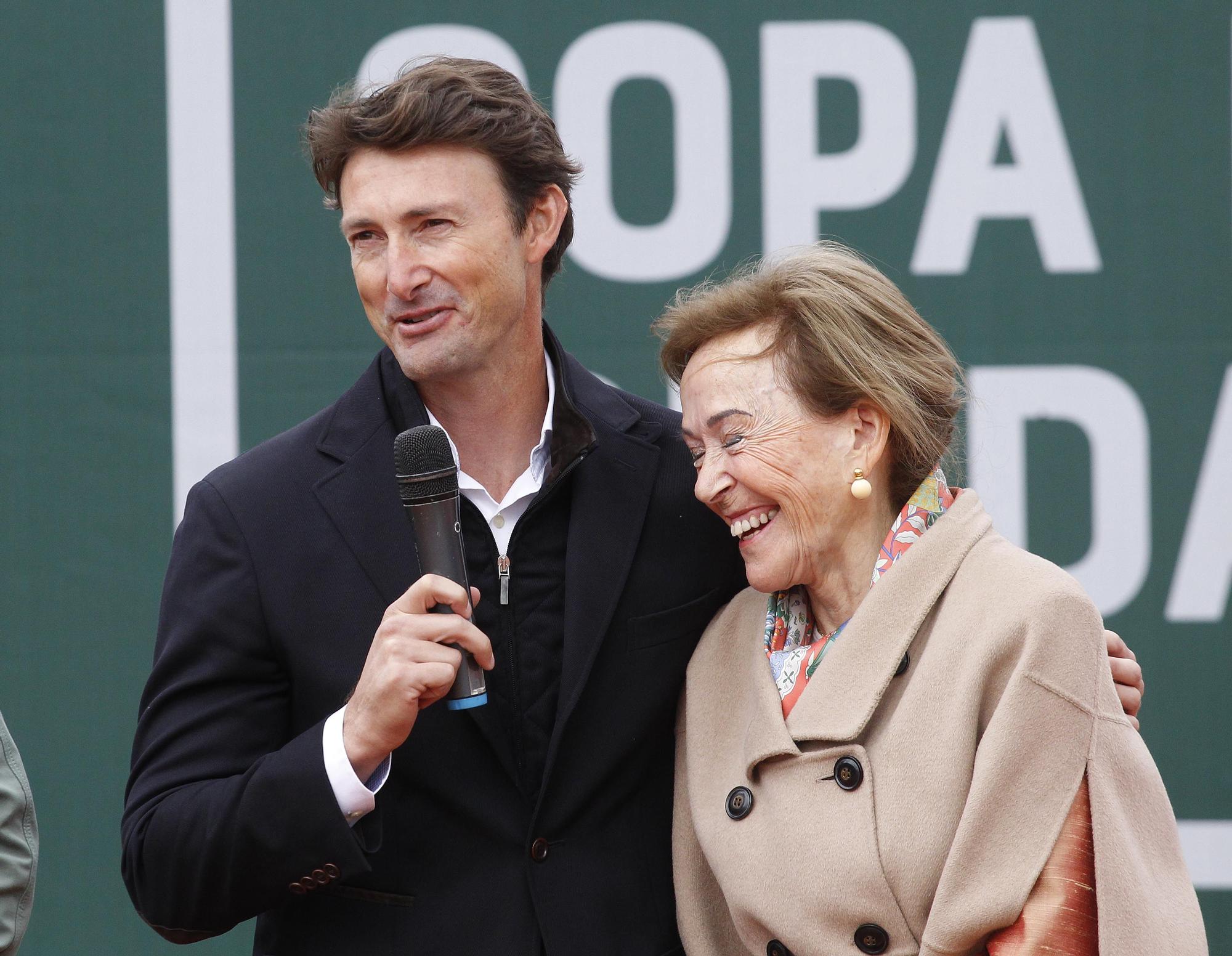 Homenaje a Juan Carlos Ferrero en la Copa Faulcombridge de València