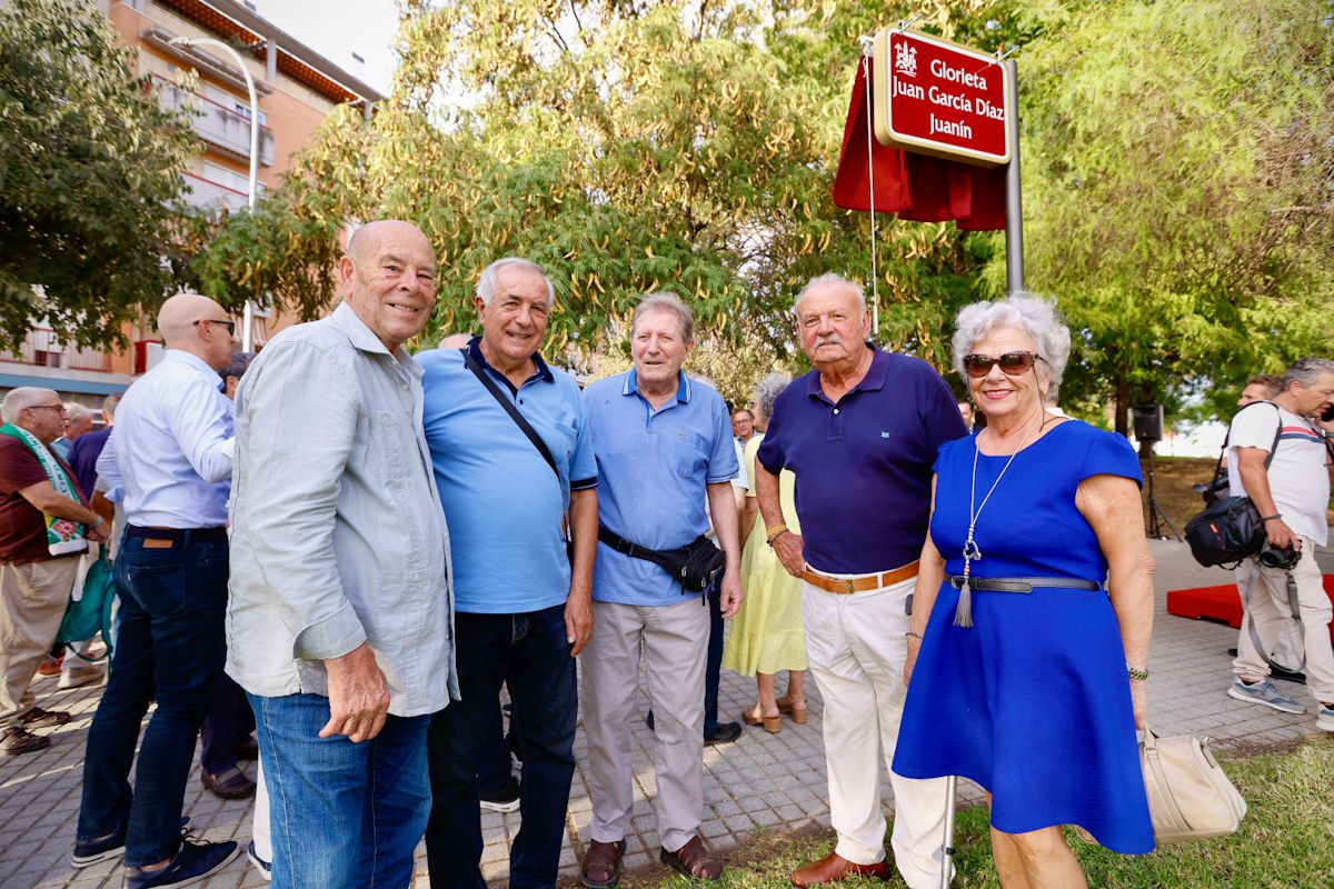 Inauguración de la Glorieta Juan García Díaz 'Juanín'