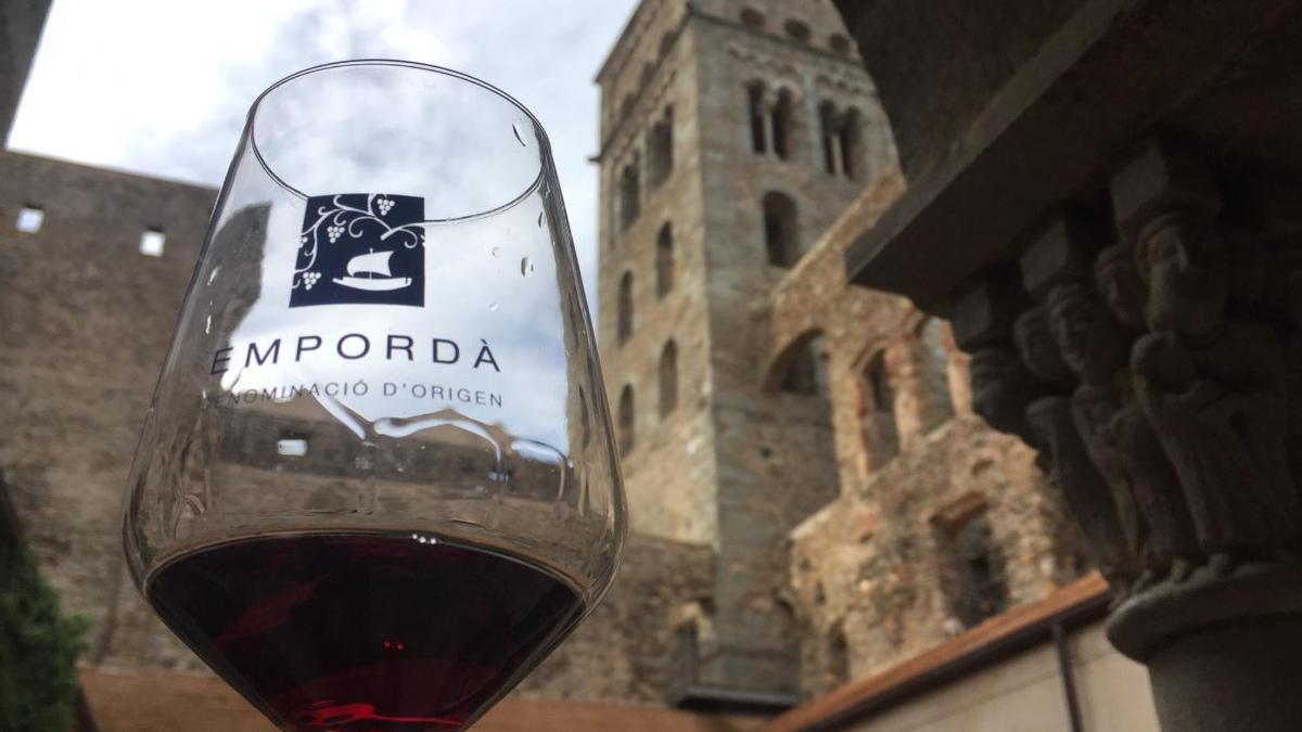 Una imatge promocional del cicle "Vins i monestirs".