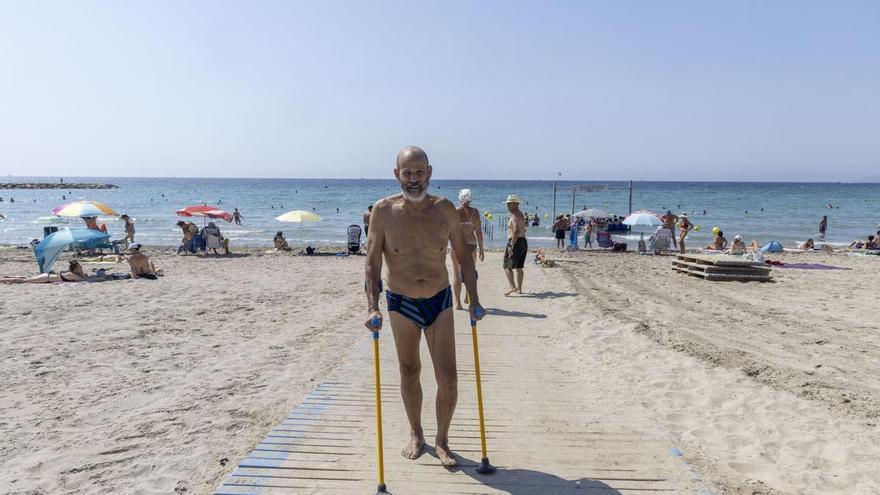 Alicante retrasa un mes la accesibilidad en sus playas frente a València y Castelló