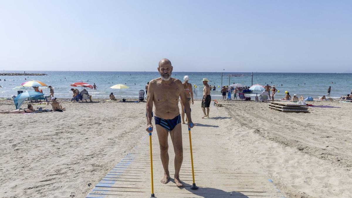 ALICANTE. PLAYA DEL POSTIGUET BAÑO ADAPTADO