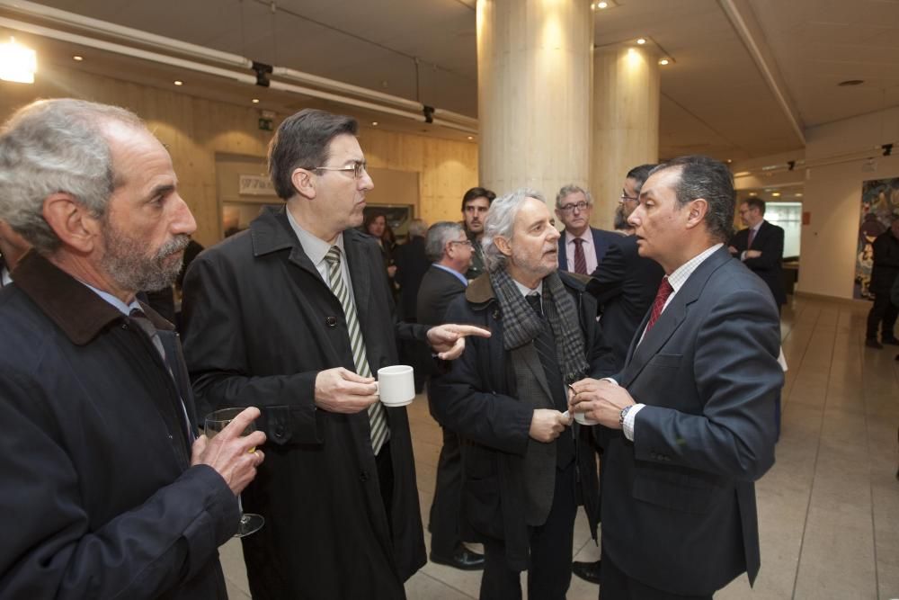 Conferencia de Andrés García Reche en el Club Mercantil