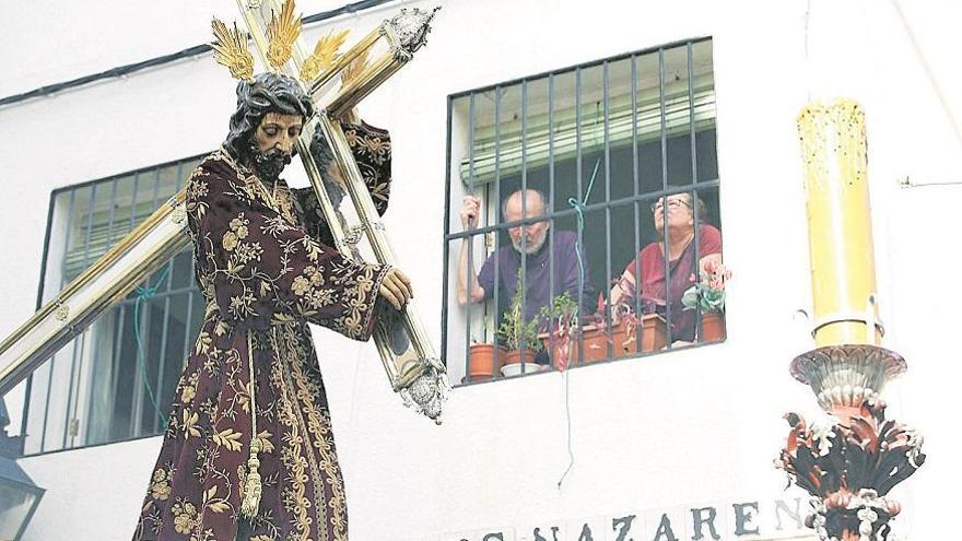 El Vía Crucis de las cofradías llega marcado por la crisis sanitaria