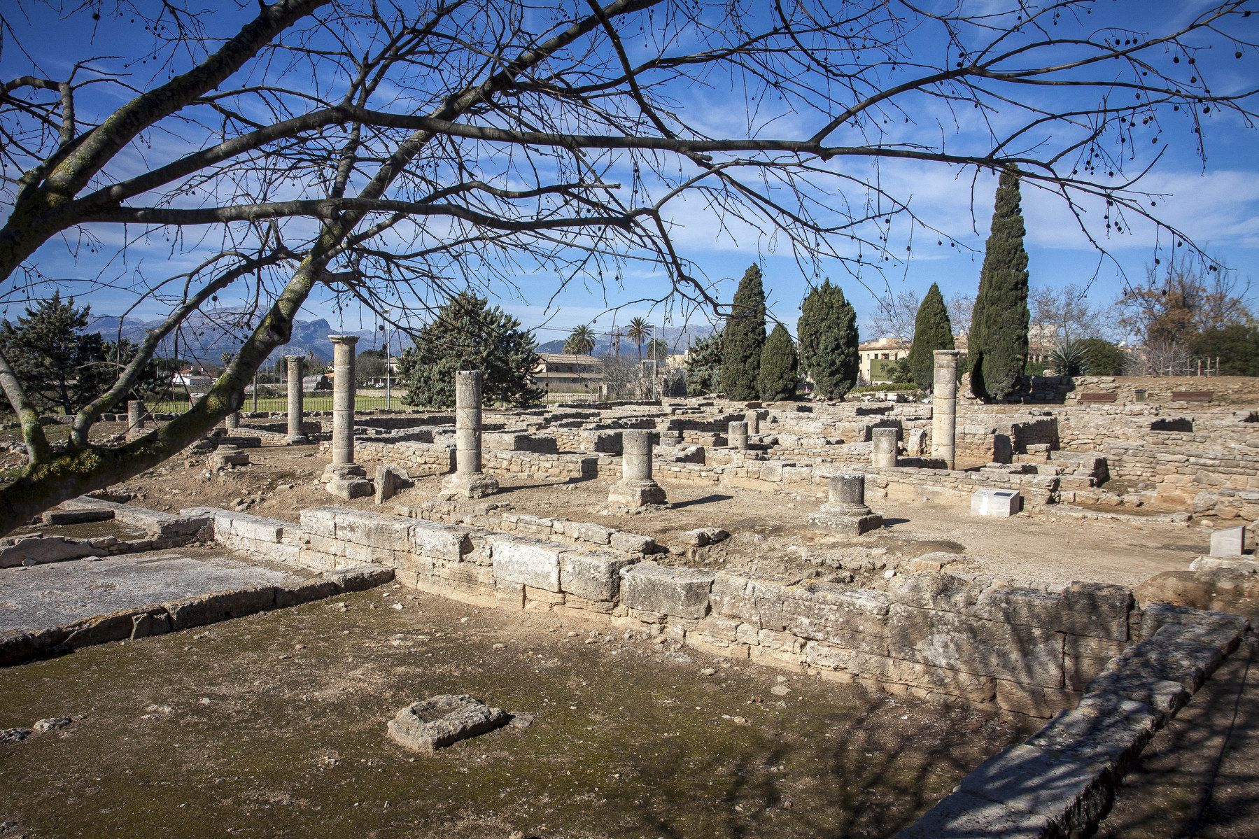 Cien años de las excavaciones en Pollentia