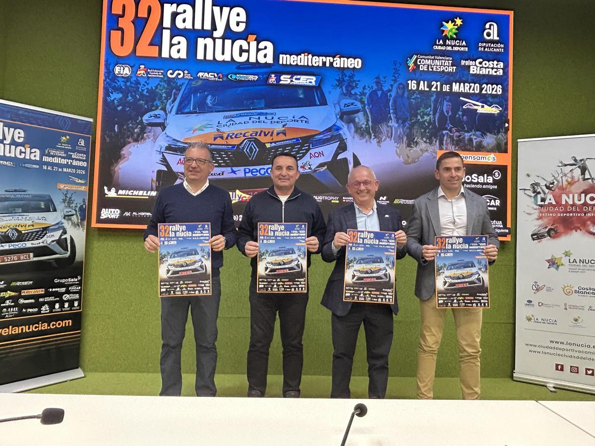 Presentación del evento con José Vicente Medina, vicepresidente de la RFEDA, Vicente Cabanes, director del Rallye y pte. Automóvil Club AIA, Nacho Aviñó, pte. FACV y Bernabé Cano, alcalde de La Nucía.