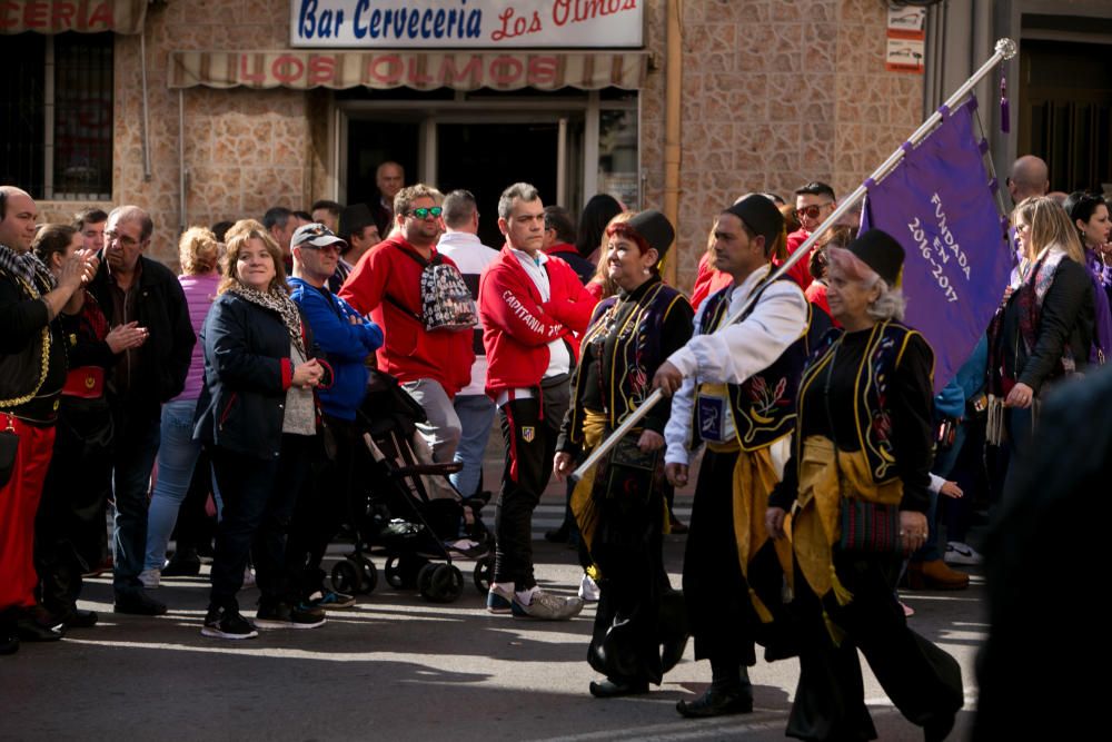 Los Moros y Cristianos de Altozano celebran su Mig Any