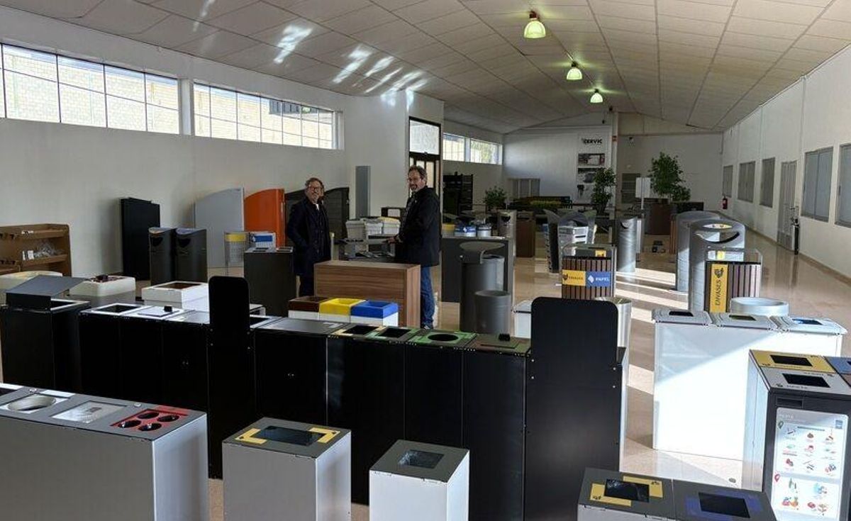 Showroom de la empresa de productos de mobiliario urbano Cervic.