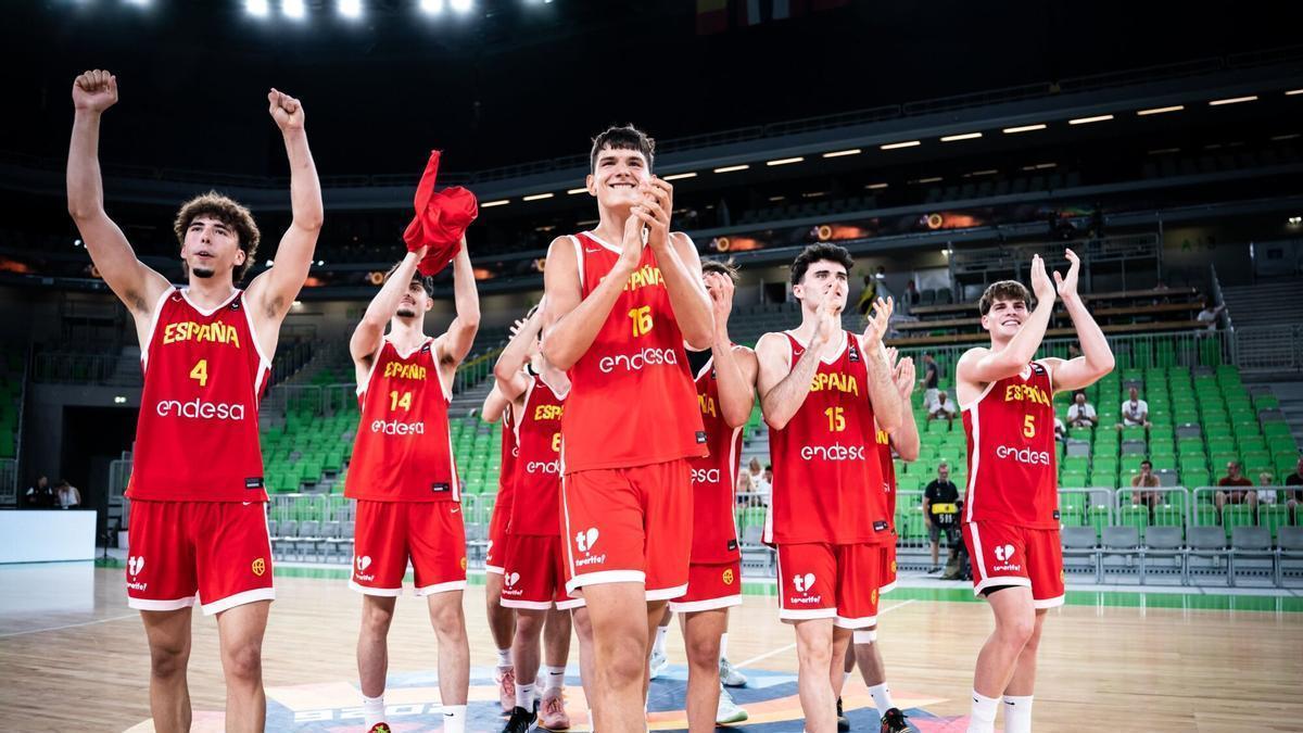 La selección española sub 20 de Carles Marco, tras ganar a Alemania en el Eurobasket.