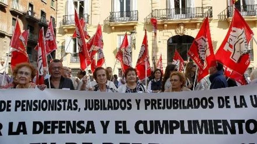 Protesta de pensionistas y jubilados en Valencia.