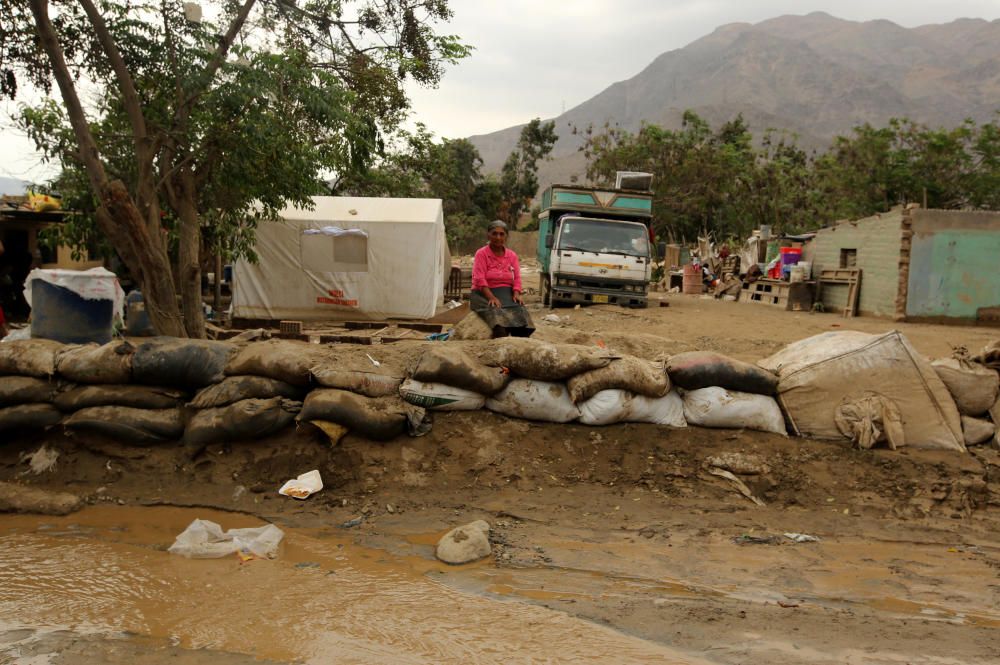 Las inundaciones dejan decenas de muertos y miles de damnificados en Perú.