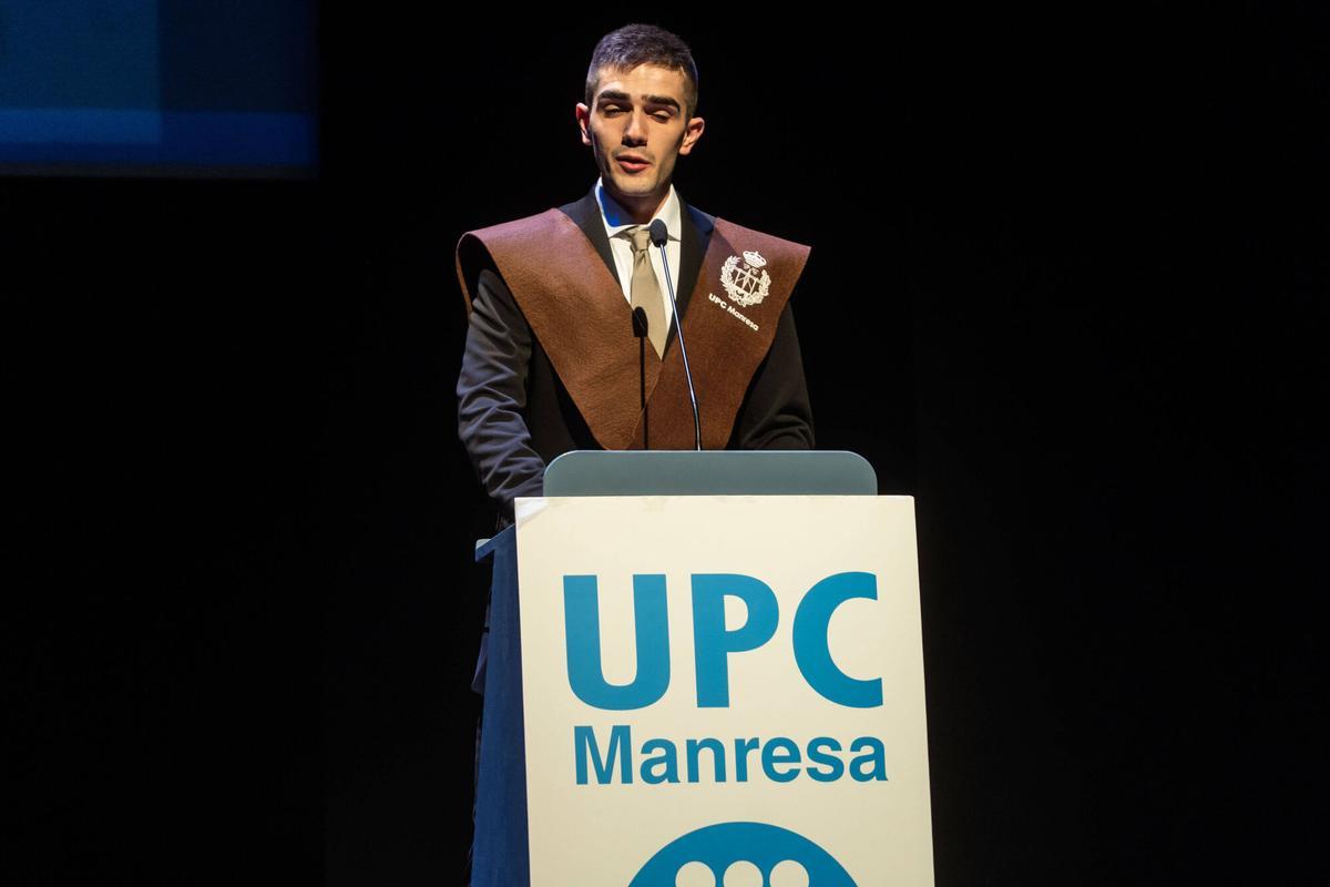 Troba't a les fotos de la graduació de la promoció 2025 de la UPC
