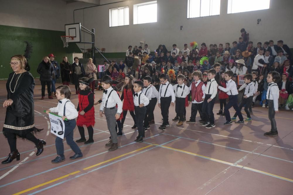 Los colegios abren el Entroido de Tabeirós-Montes