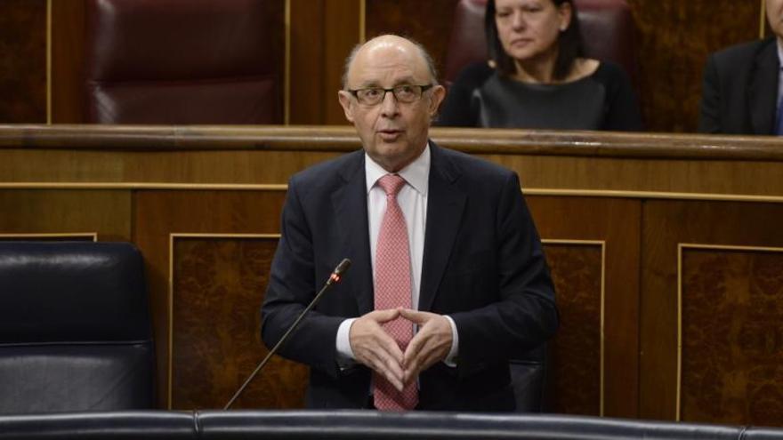 Cristóbal Montoro, ministro de Hacienda.