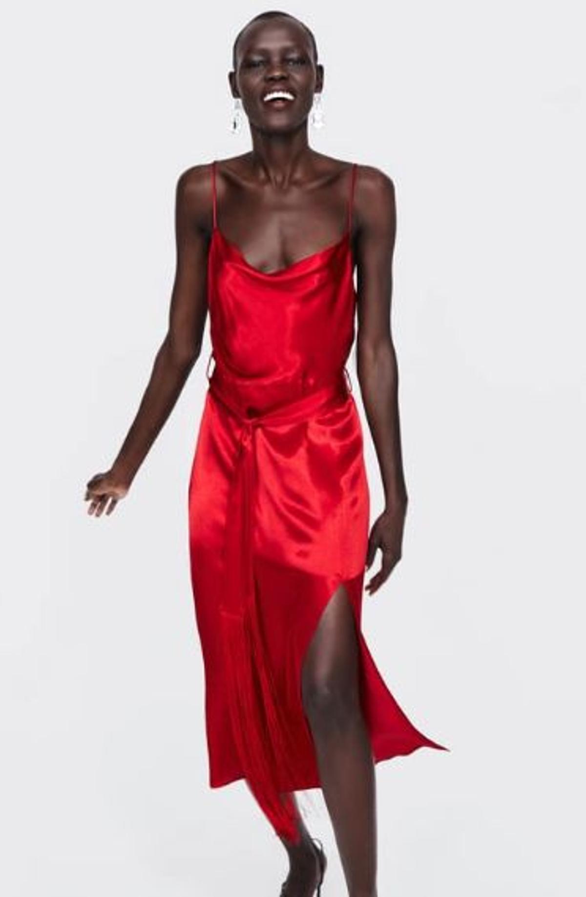 Vestido rojo de fiesta de Zara
