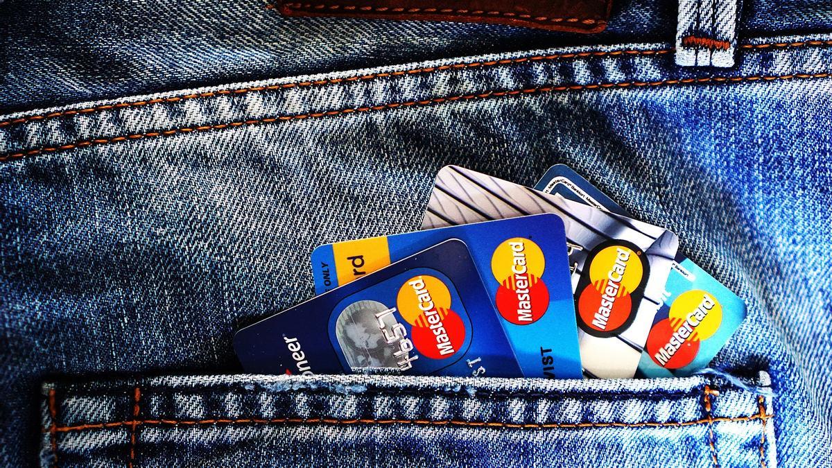 Existen casi 90 millones de tarjetas de crédito y de débito en el país según datos del Banco de España.