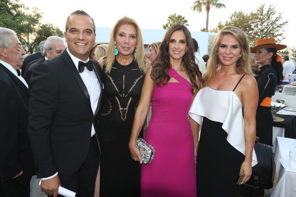 José María Aznar, Manolo Santana e Inés Sastre, entre los asistentes a la XXXV Cena de Gala de Marbella