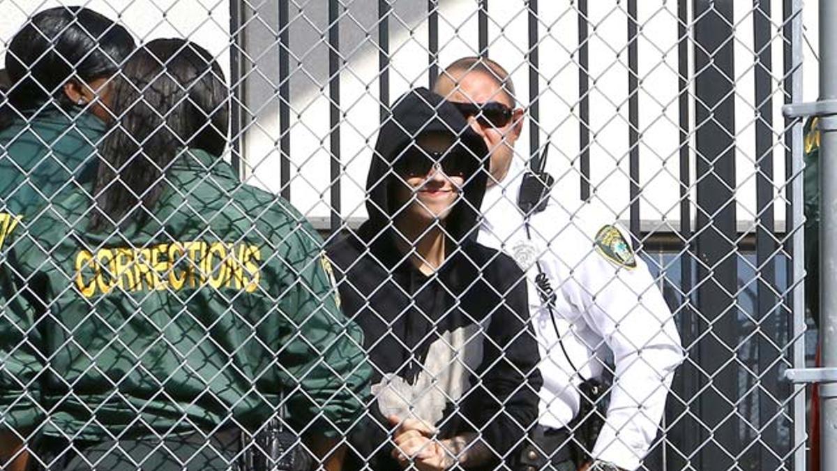 Justin Bieber sale de la cárcel