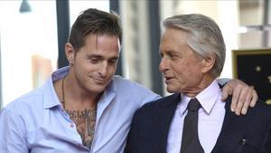 lmmarco45782979 honoree and actor michael douglas  right  poses with his son191016194628