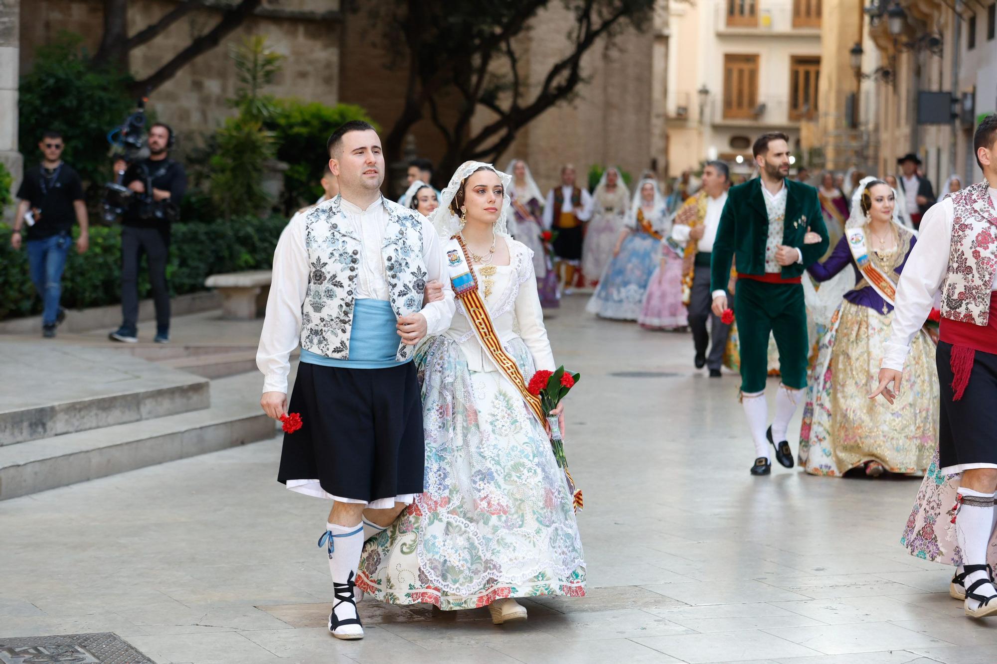 Búscate en el primer día de la Ofrenda en la calle San Vicente entre las 17:00 y las 18:00