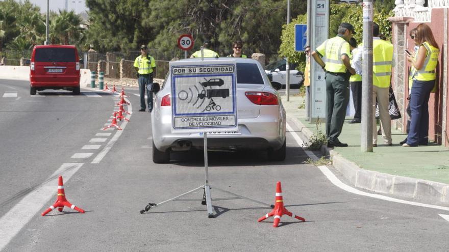 Punto de control de la Guardia Civil de Tráfico