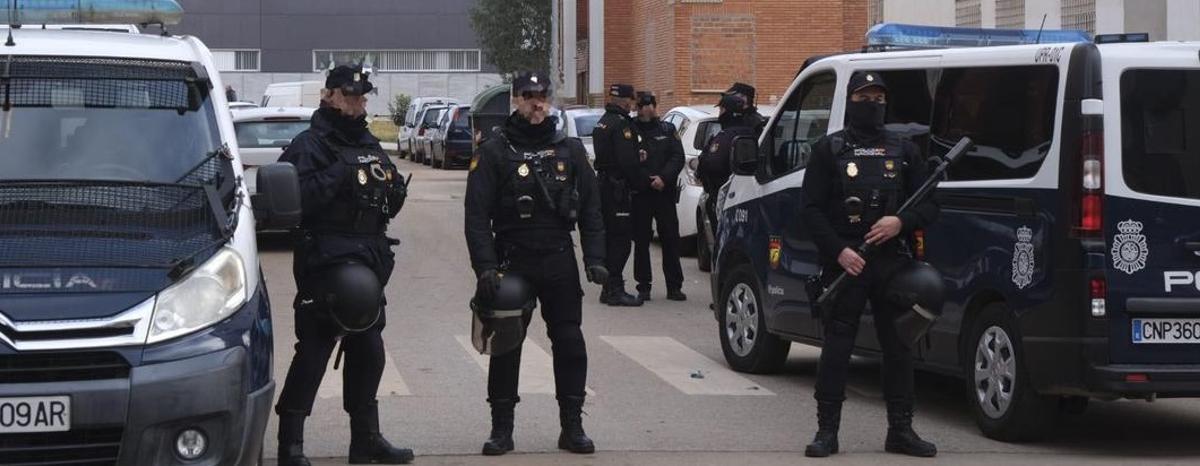 La Policía Nacional durante una operación antidroga, en una imagen de archivo.