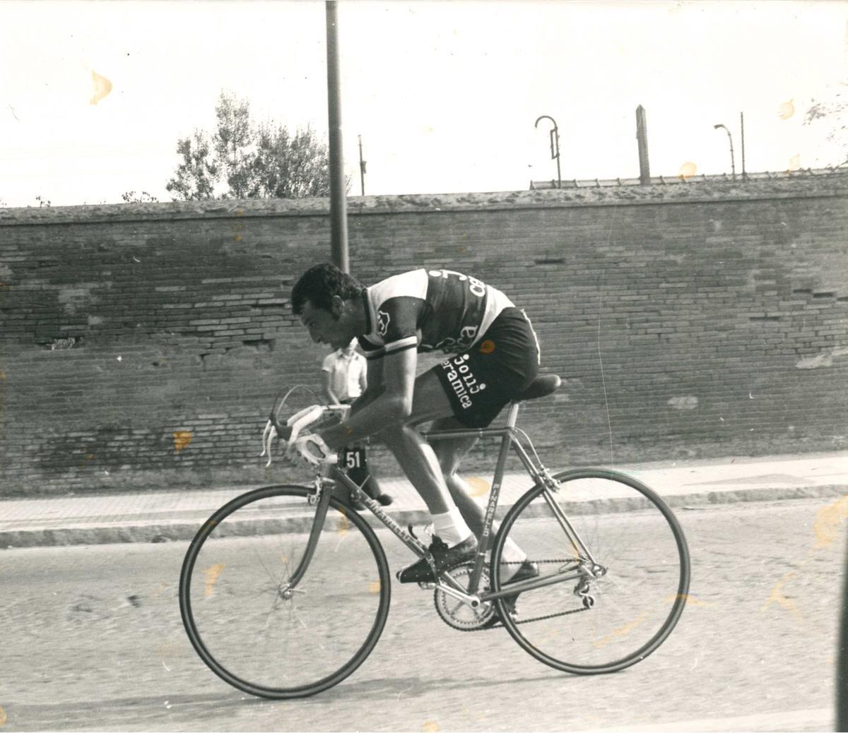 El corredor italiano Fasuto Bertoglio se impuso en la Volta de 1975 después de ganar el Giro.