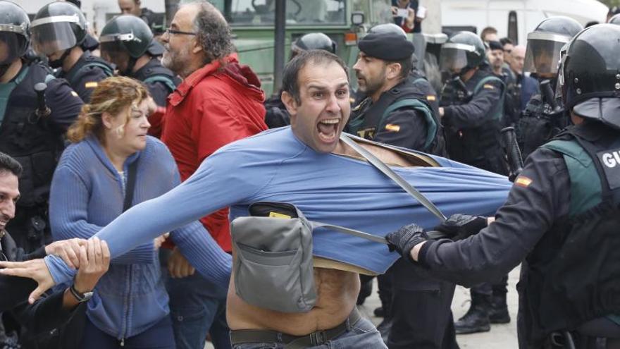 Un dels desallotjats per la Guàrdia Civil a Sant Julià de Ramis