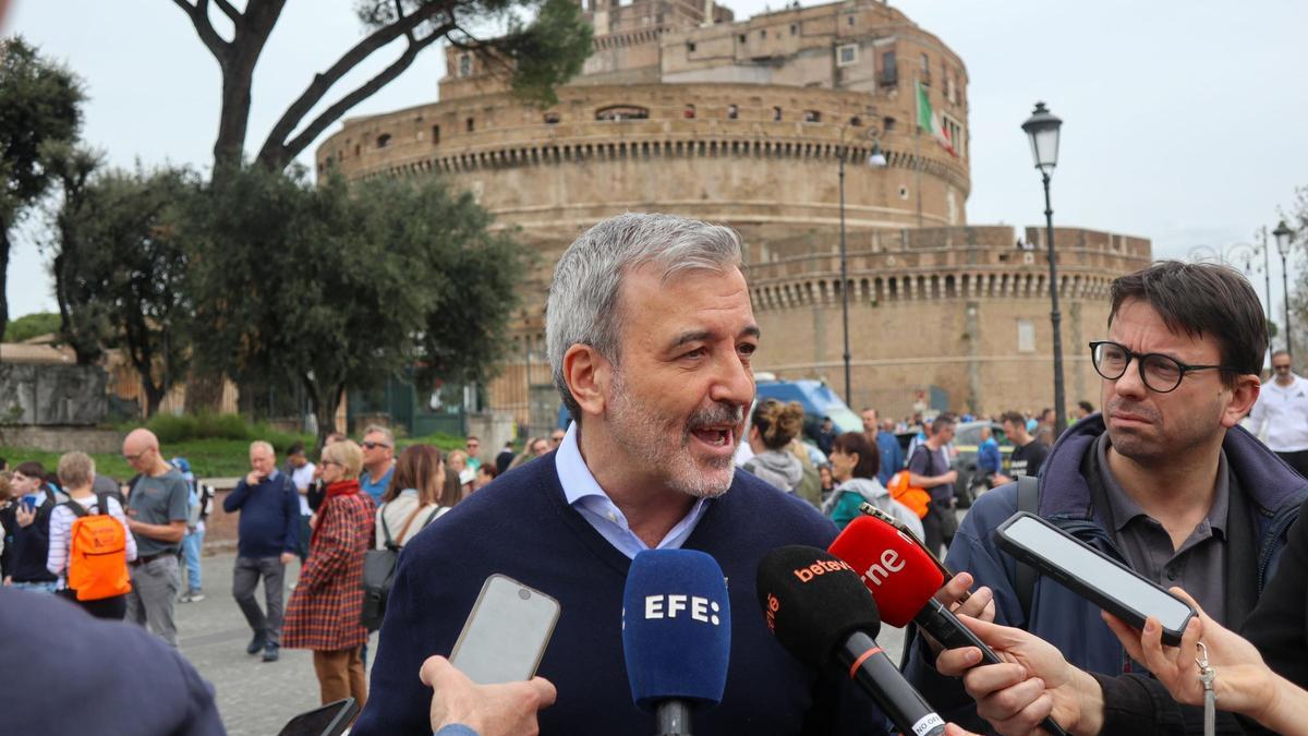 El alcalde de Barcelona, Jaume Collboni, este sábado en Roma, antes de la manifestación por el europeísmo y contra la extrema derecha.