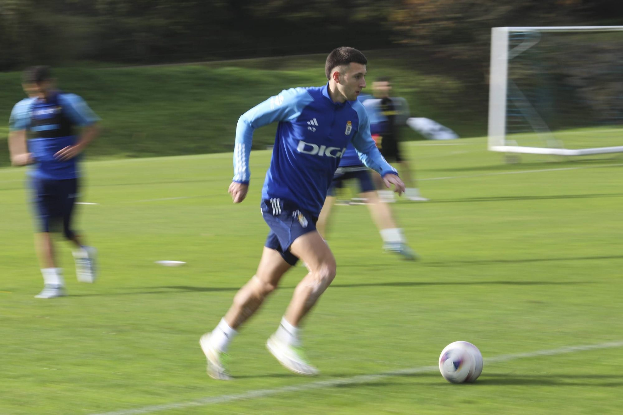 EN IMÁGENES: el entrenamiento del Oviedo