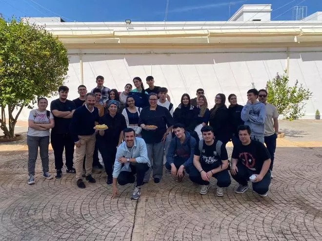 Los alumnos de Cocina y Gastronomía del IES San Fernando de Badajoz harán prácticas en la Residencia Hernán Cortés