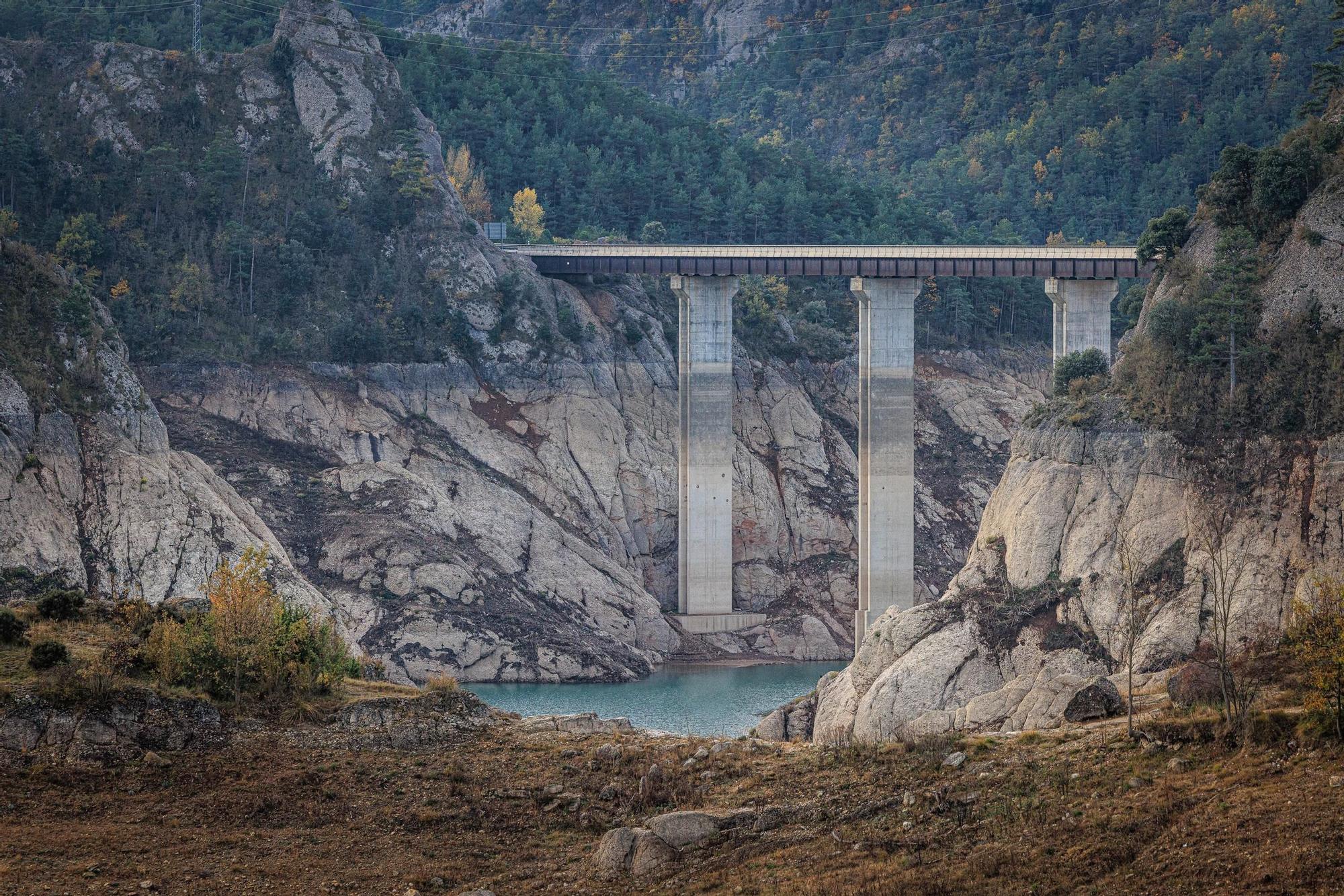 Imatges d'un moment crític: Catalunya viu l’episodi de sequera més greu registrat mai