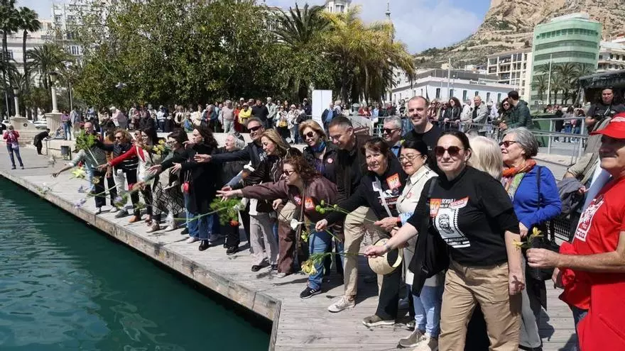 El Homenaje al Capitán del Stanbrook en el Puerto de Alicante