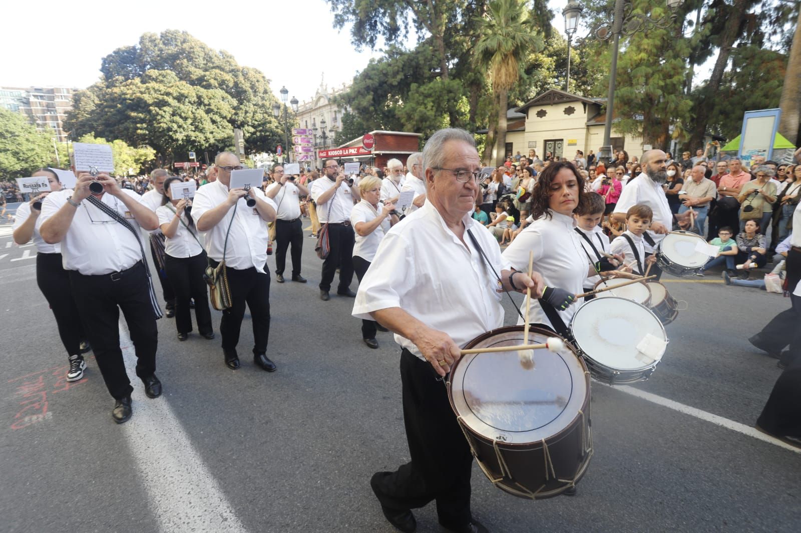 9 d'Octubre: Desfile de moros y cristianos