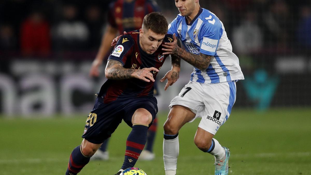 Joni Montiel, durante el partido entre el Levante y el Málaga